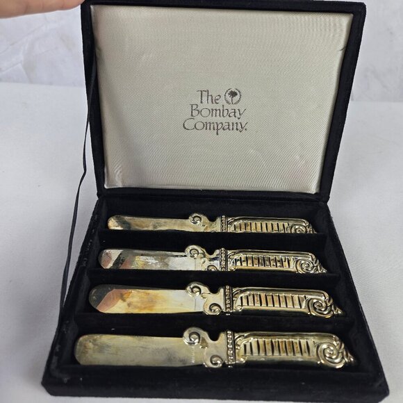 Godinger for The Bombay Company Set of 4 Silver Plated Butter Knife/Spreaders - Picture 2 of 12